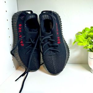 Adidas Jeezy black shoes size 6 like new condition